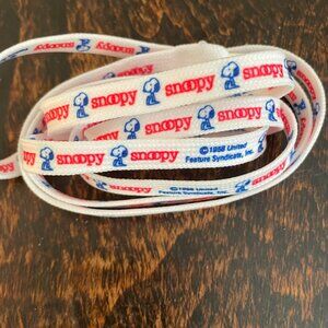 VINTAGE SNOOPY White 1980s Shoe Laces New Old Stock